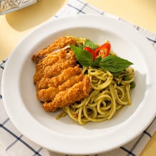 Crispy Chicken Spaghetti Green Curry
