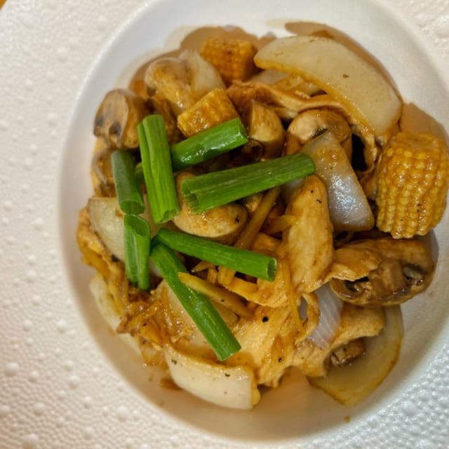 Pad Khing.