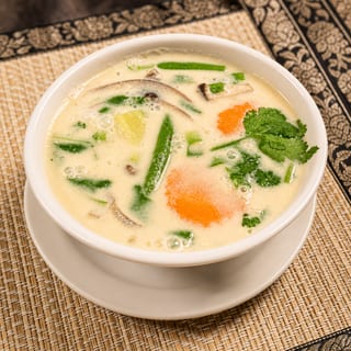 Tom Kha