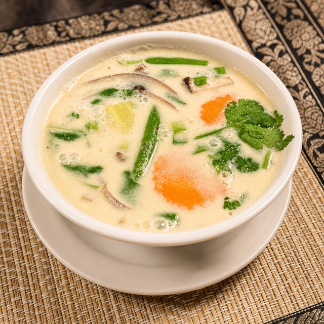 Tom Kha.